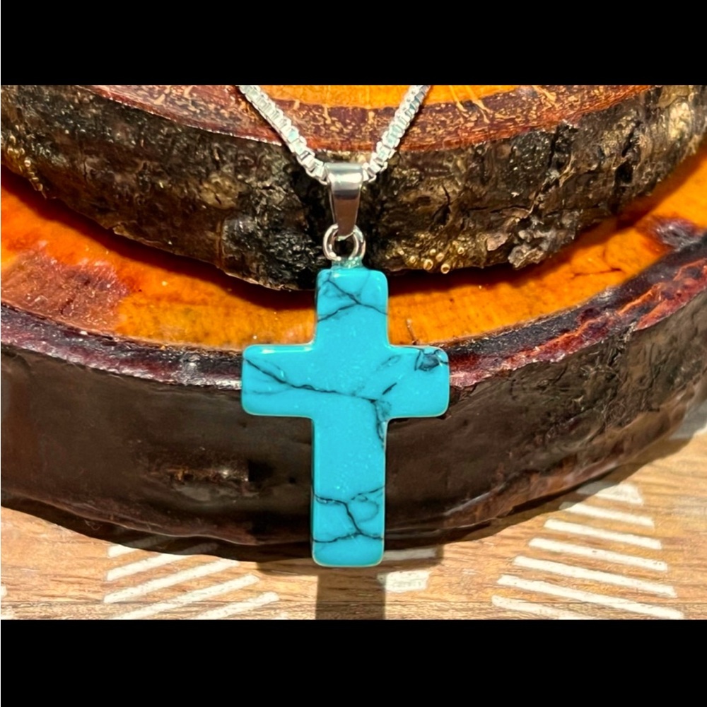 New Gorgeous Turquoise Cross Pendant On 925 Silver Chain Necklace